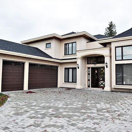 リッチモンド Brand New Luxury Houseヴィラ エクステリア 写真